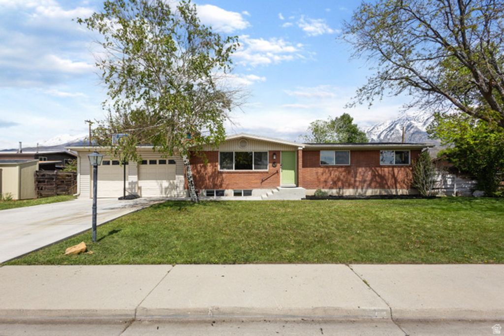 121 S INGLEWOOD DR, Orem, UT 84097
