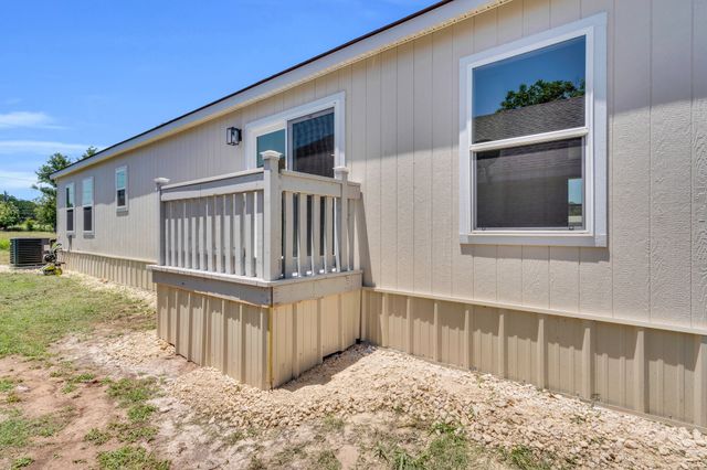 5426 Highview Drive, Granbury, TX 76048