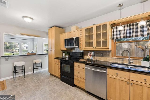 448 E Pharr Road, Decatur, GA 30030