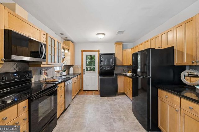 448 E Pharr Road, Decatur, GA 30030