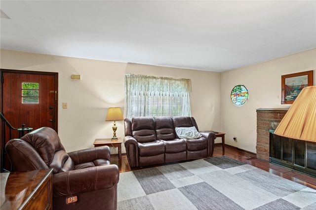 1445 Dutch Ridge Rd, Brighton Twp, PA 15009