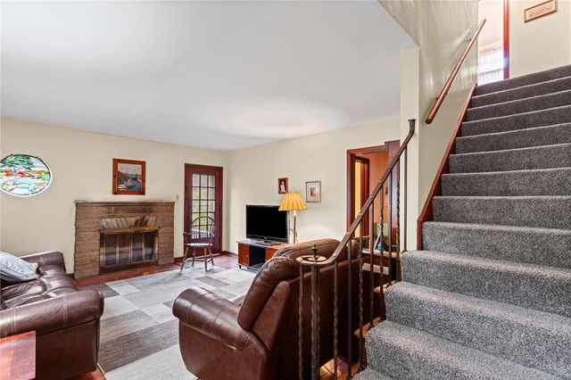 1445 Dutch Ridge Rd, Brighton Twp, PA 15009
