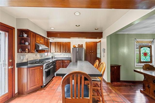 1445 Dutch Ridge Rd, Brighton Twp, PA 15009