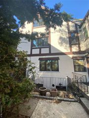 16403A 32nd Avenue, Flushing, NY 11358