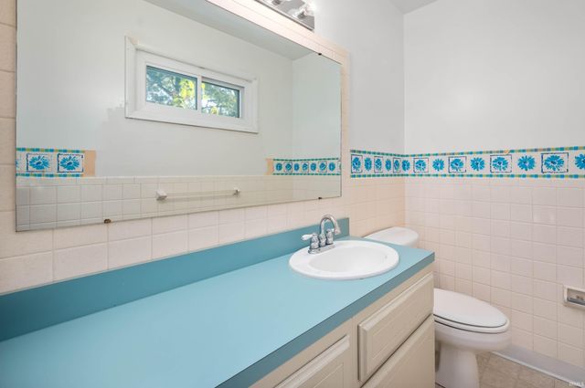 601 N Bittersweet Lane, Muncie, IN 47304