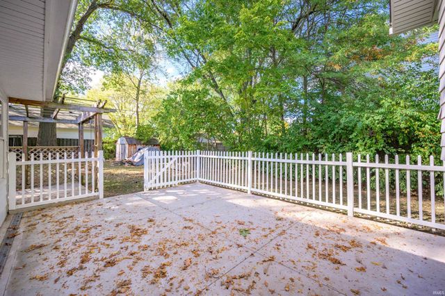 601 N Bittersweet Lane, Muncie, IN 47304