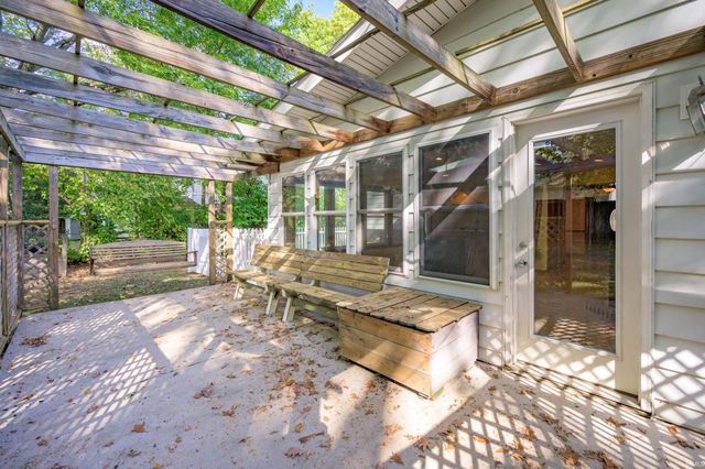 601 N Bittersweet Lane, Muncie, IN 47304