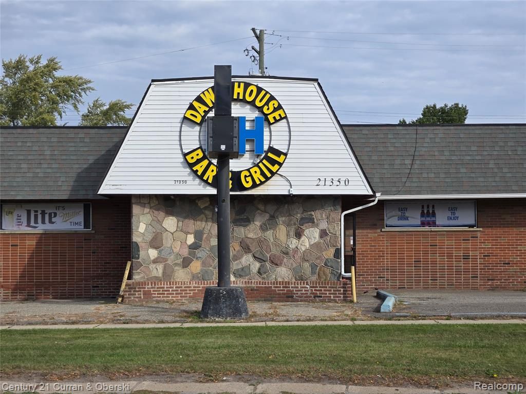 21350 Van Born Rd, Dearborn Heights, MI 48125