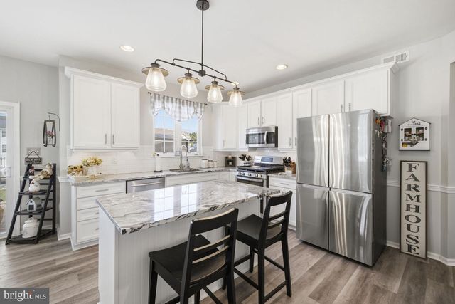 765 DEVONSHIRE DR, Williamstown, NJ 08094