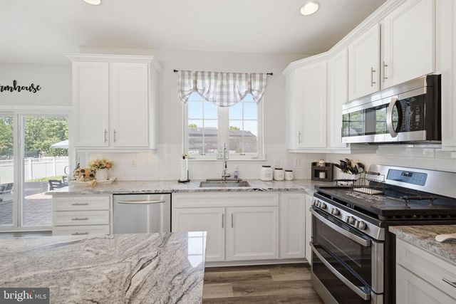 765 DEVONSHIRE DR, Williamstown, NJ 08094