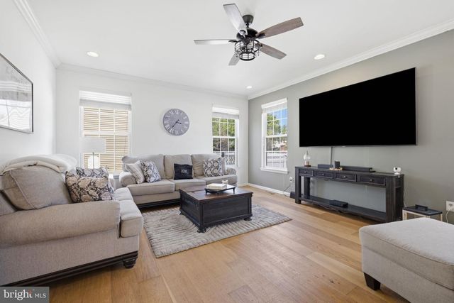 765 DEVONSHIRE DR, Williamstown, NJ 08094