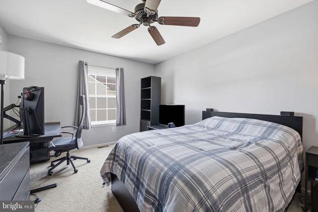 765 DEVONSHIRE DR, Williamstown, NJ 08094