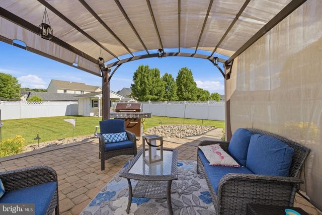 765 DEVONSHIRE DR, Williamstown, NJ 08094