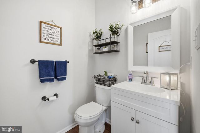 765 DEVONSHIRE DR, Williamstown, NJ 08094