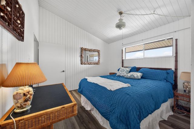 3702 Spanish Wells Road, Galveston, TX 77554