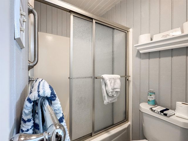 3702 Spanish Wells Road, Galveston, TX 77554