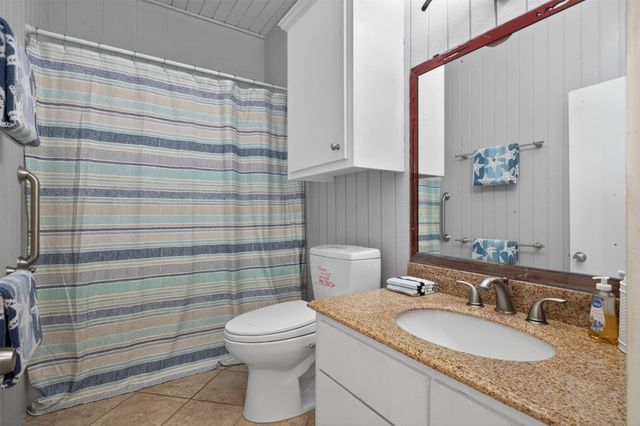 3702 Spanish Wells Road, Galveston, TX 77554