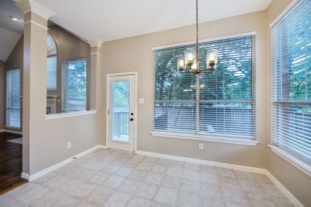712 Heatherglen Drive, Southlake, TX 76092