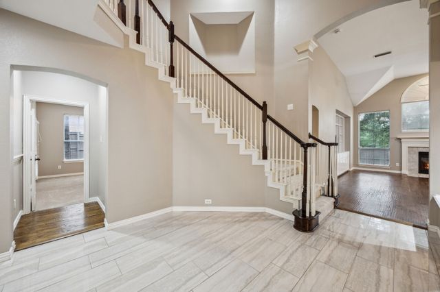 712 Heatherglen Drive, Southlake, TX 76092