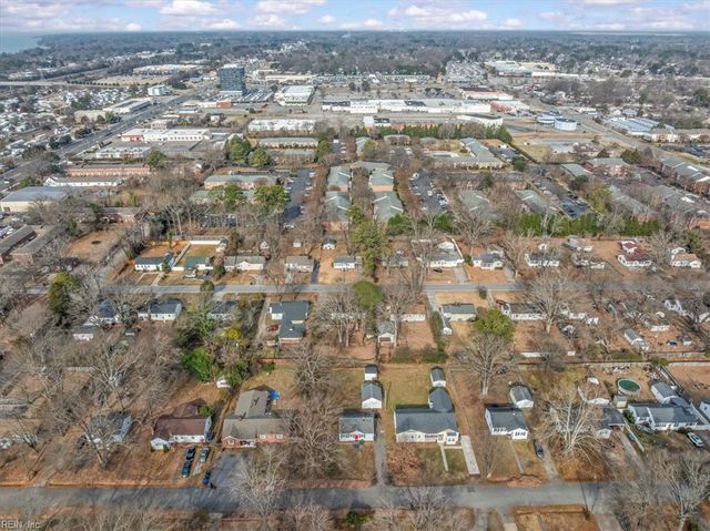 619 73rd ST, Newport News, VA 23605