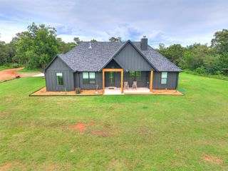 11275 S Henney Road, Meridian, OK 73058