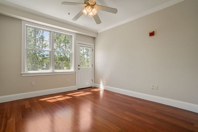 87 Dix St 8, Boston, MA 02122