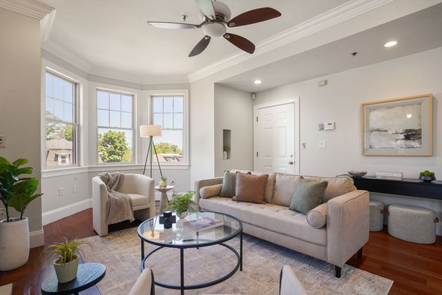 87 Dix St 8, Boston, MA 02122