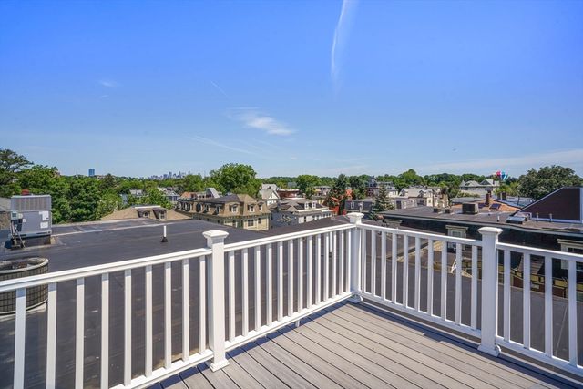 87 Dix St 8, Boston, MA 02122