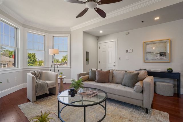 87 Dix St 8, Boston, MA 02122