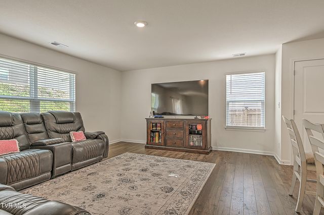 1228 Cherry Grove, Greeneville, TN 37745