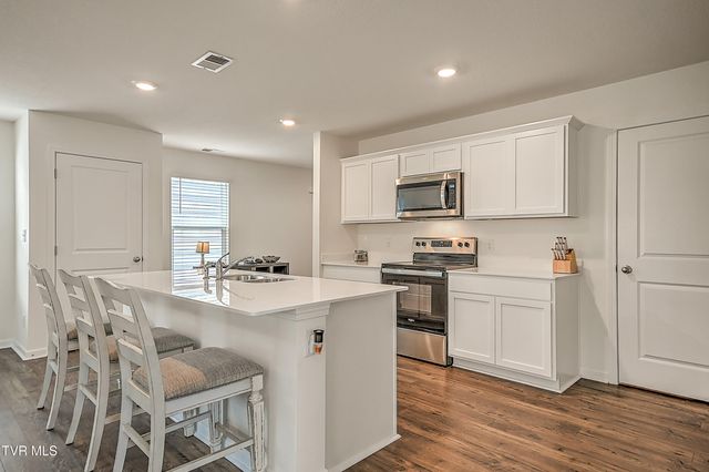 1228 Cherry Grove, Greeneville, TN 37745