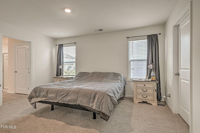 1228 Cherry Grove, Greeneville, TN 37745
