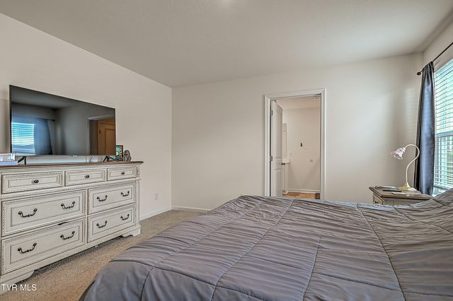 1228 Cherry Grove, Greeneville, TN 37745