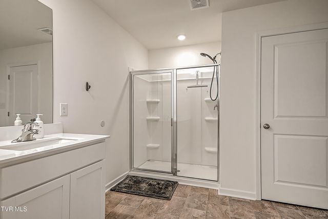 1228 Cherry Grove, Greeneville, TN 37745