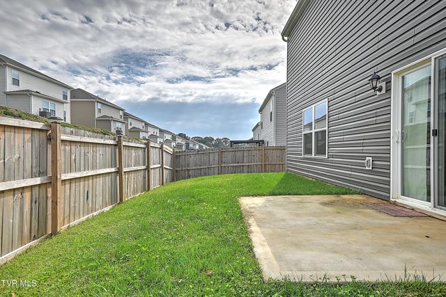 1228 Cherry Grove, Greeneville, TN 37745