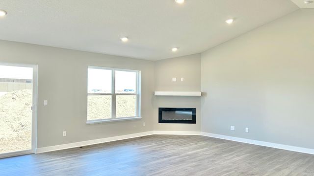 2260 Latour Drive, Shakopee, MN 55379