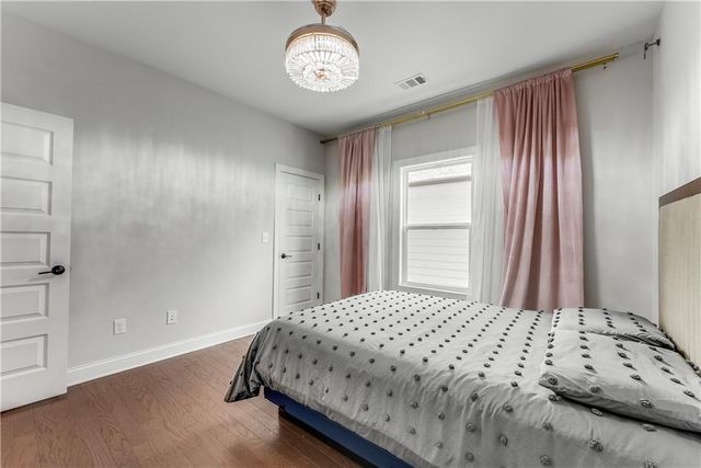 1884 Commons NW Place, Atlanta, GA 30318