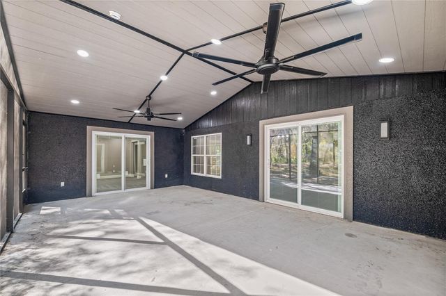 2950 KINGS ROAD, St Augustine, FL 32086