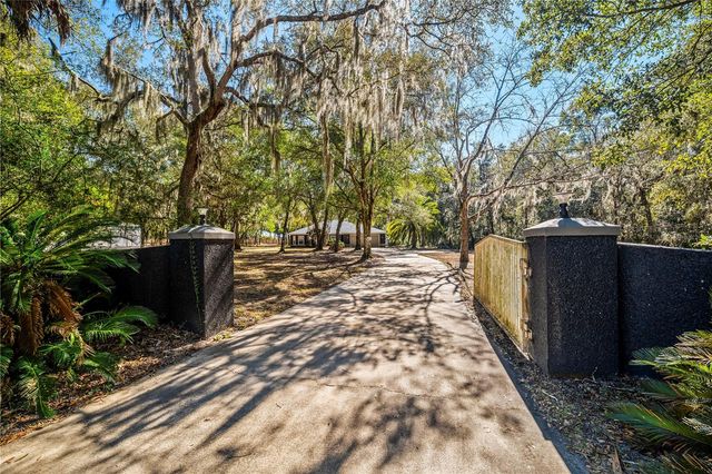 2950 KINGS ROAD, St Augustine, FL 32086