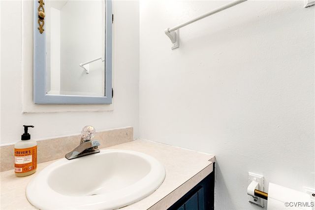 7252 Marimel Ln, Mechanicsville, VA 23111
