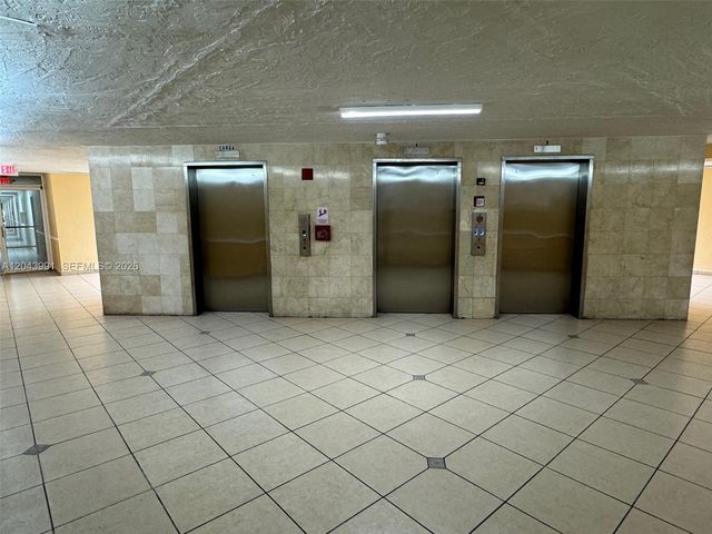 2055 SW 122nd Ave 327, Miami, FL 33175