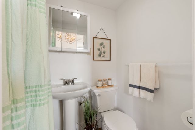 928 Dorchester Ave 5, Boston, MA 02125