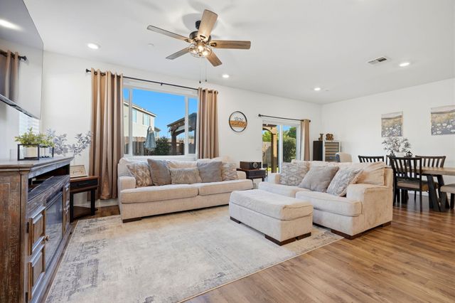 3650 E Cherry Avenue, Visalia, CA 93292