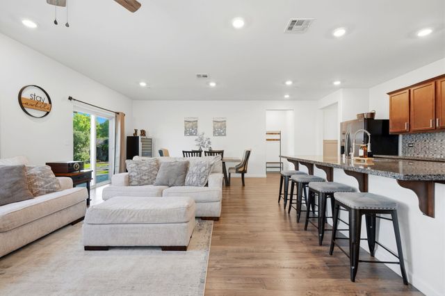 3650 E Cherry Avenue, Visalia, CA 93292