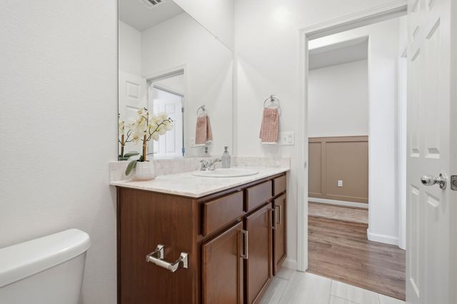 3650 E Cherry Avenue, Visalia, CA 93292