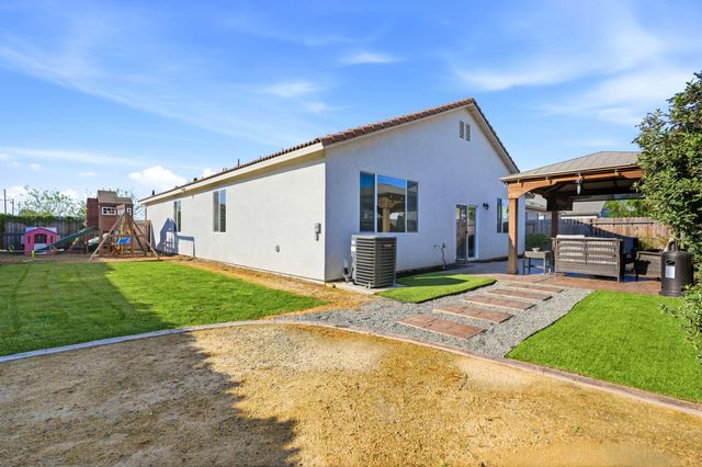 3650 E Cherry Avenue, Visalia, CA 93292