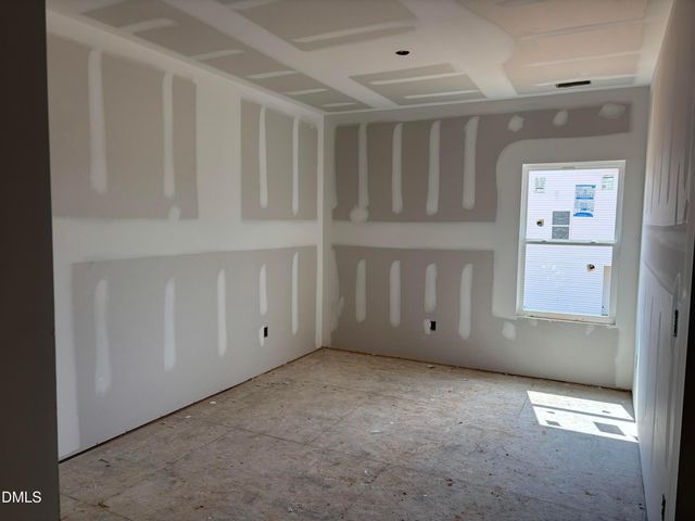 29 Gresham Court, Dunn, NC 28334