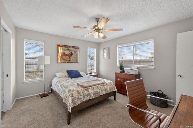 122 Bolerio Dr, Universal City, TX 78148