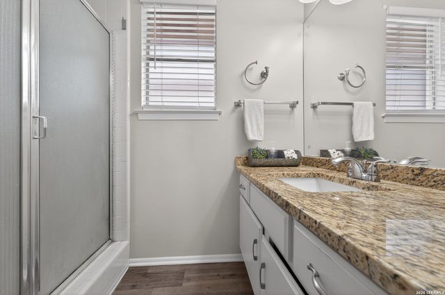 122 Bolerio Dr, Universal City, TX 78148