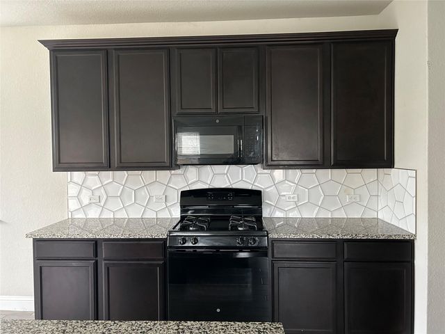 2800 Joe Dimaggio BLVD 87, Round Rock, TX 78665